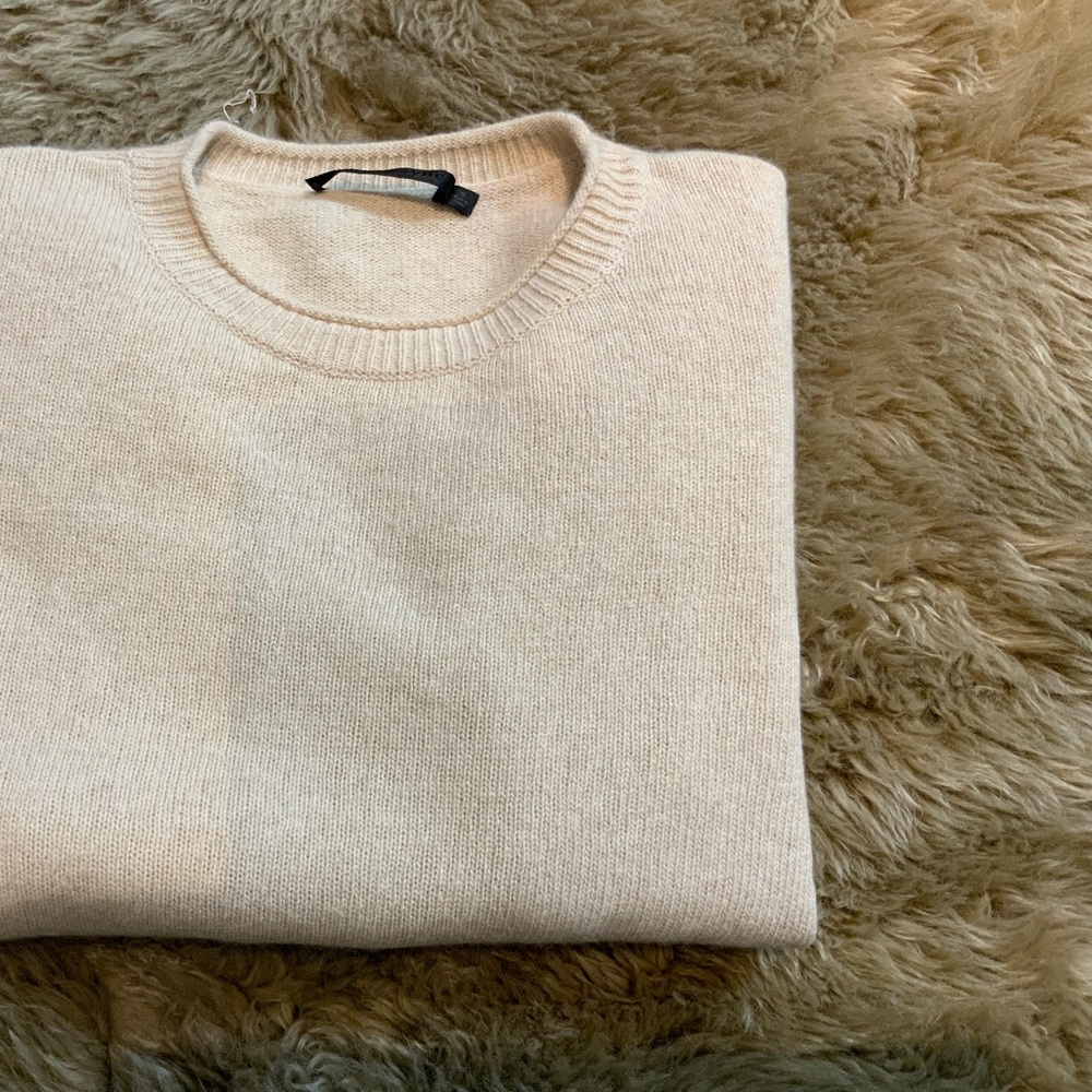 Jenni kayne sweater Rib and roll hem, side slits, relaxed silhouette